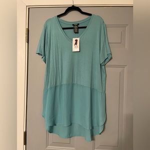 Sea foam HiLo Top NWT
